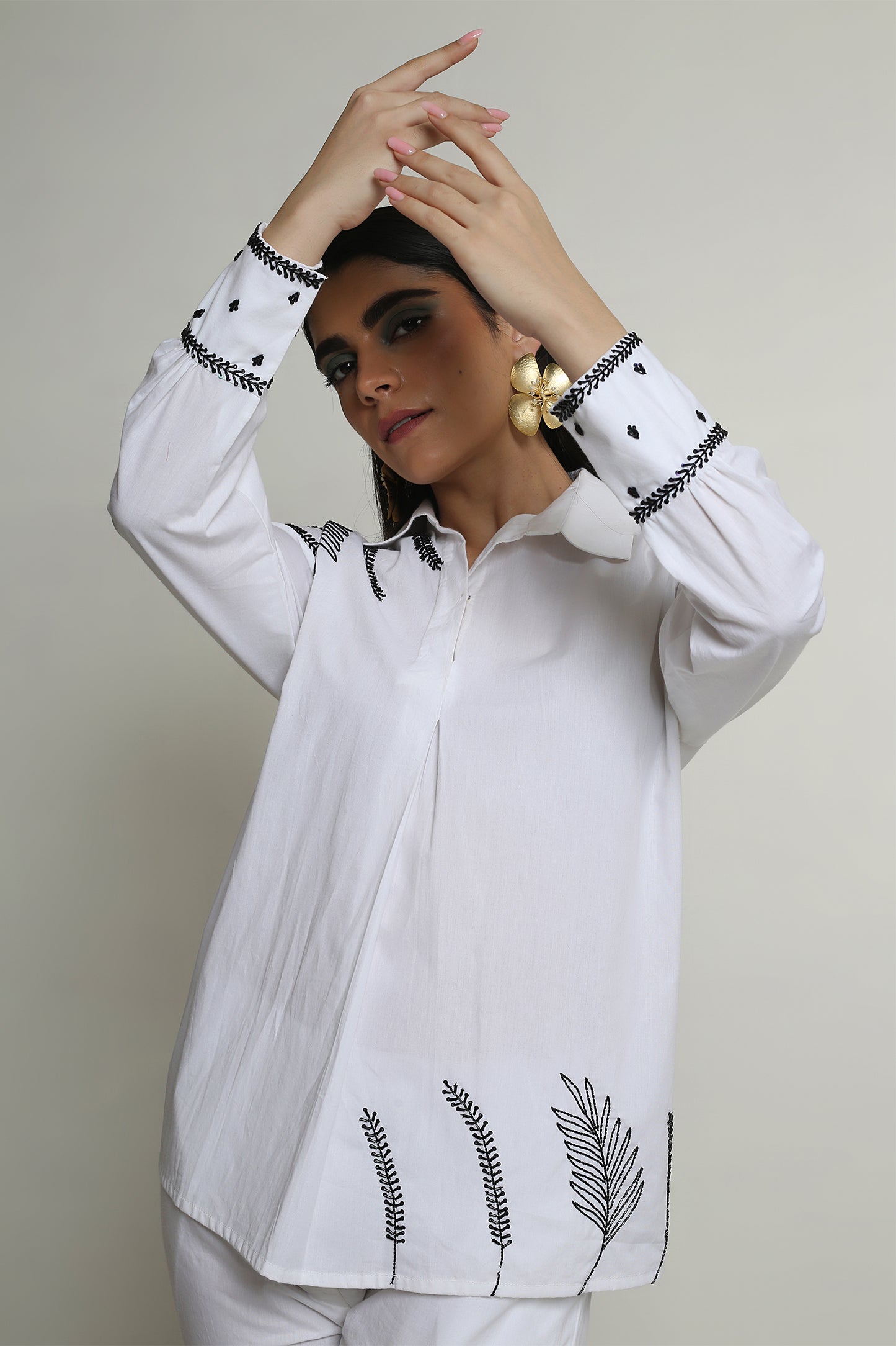 Chérie - White Shirt Co-ord Set With Black Handwork and White Cigarette Pants
