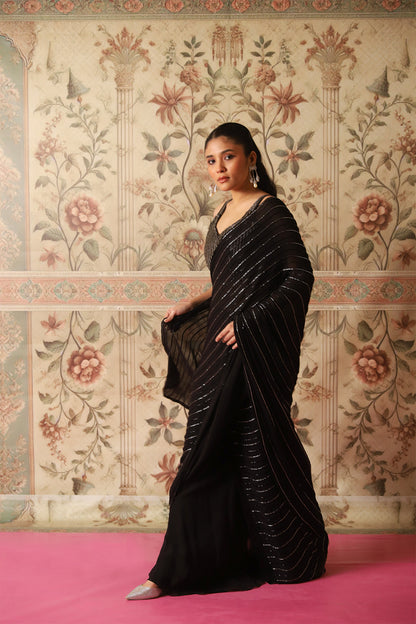 Amala Black Blouse & Saree