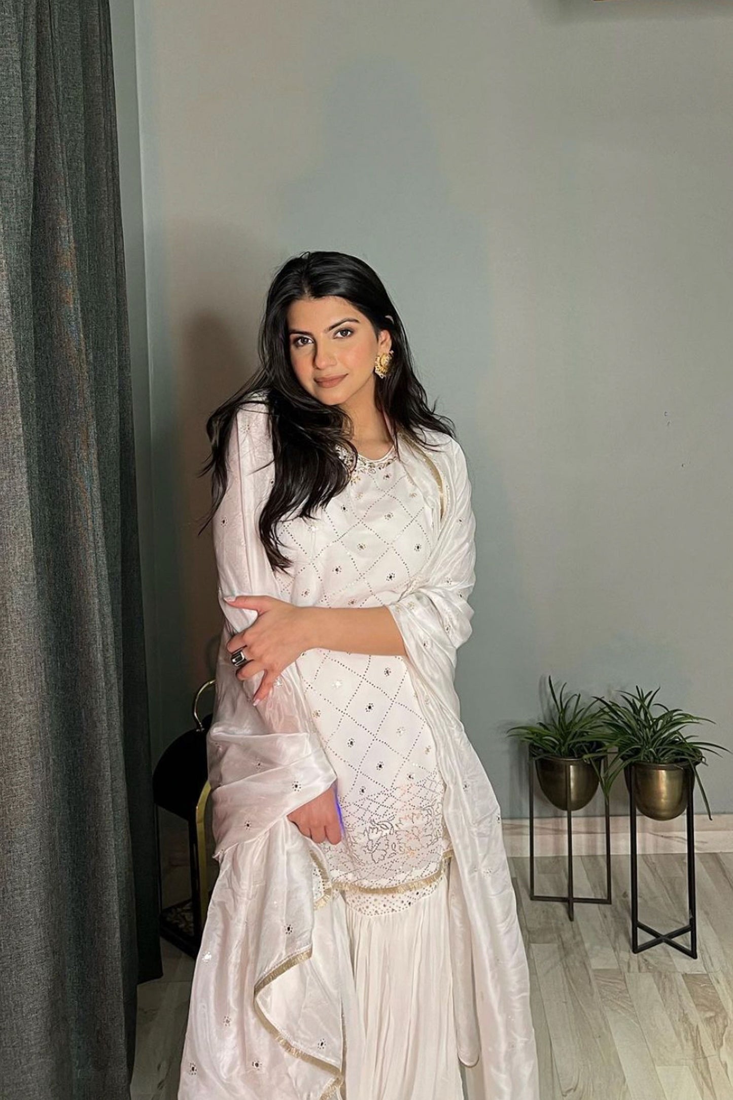 Dhriti Mehra in Ela Sharara Set