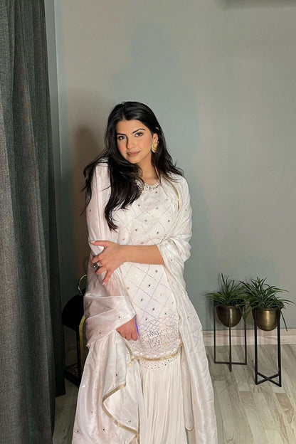 Dhriti Mehra in Ela Sharara Set